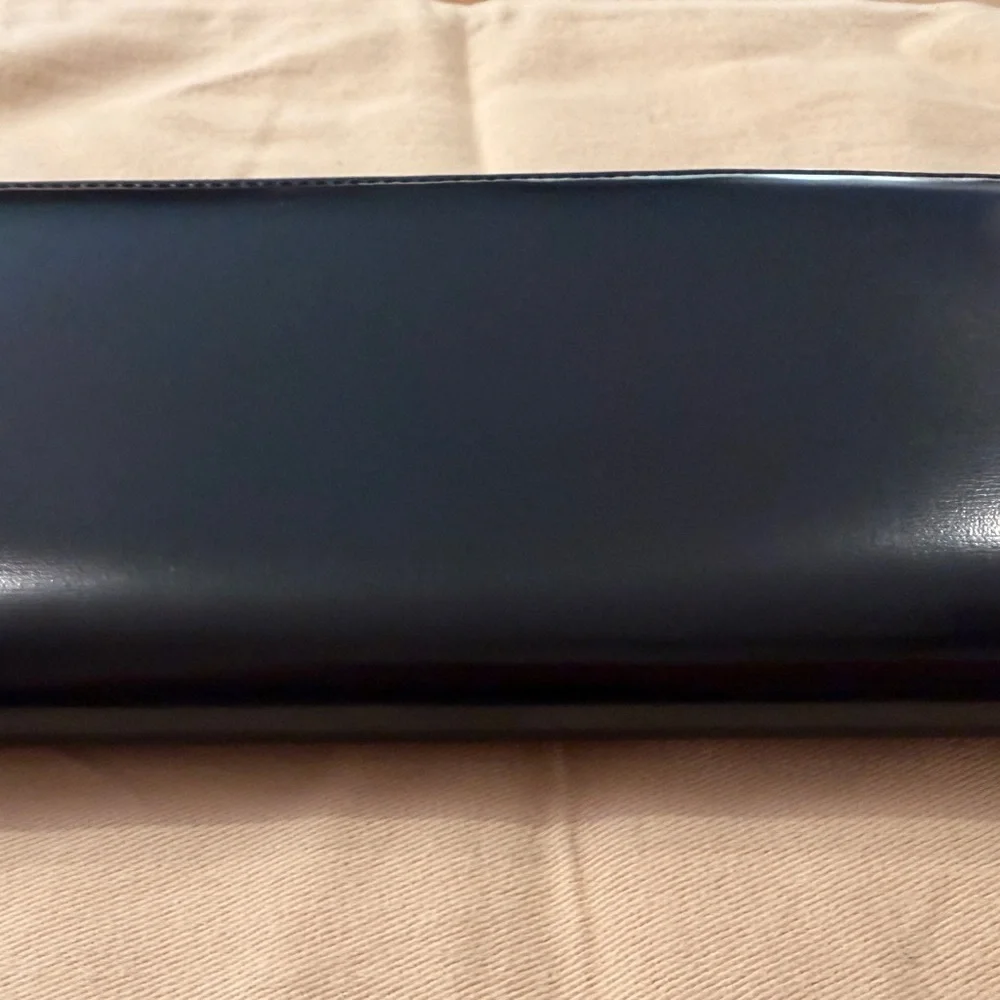 Anya Hindmarch London Black Leather Zip Around Wallet 7.5” Continental Designer